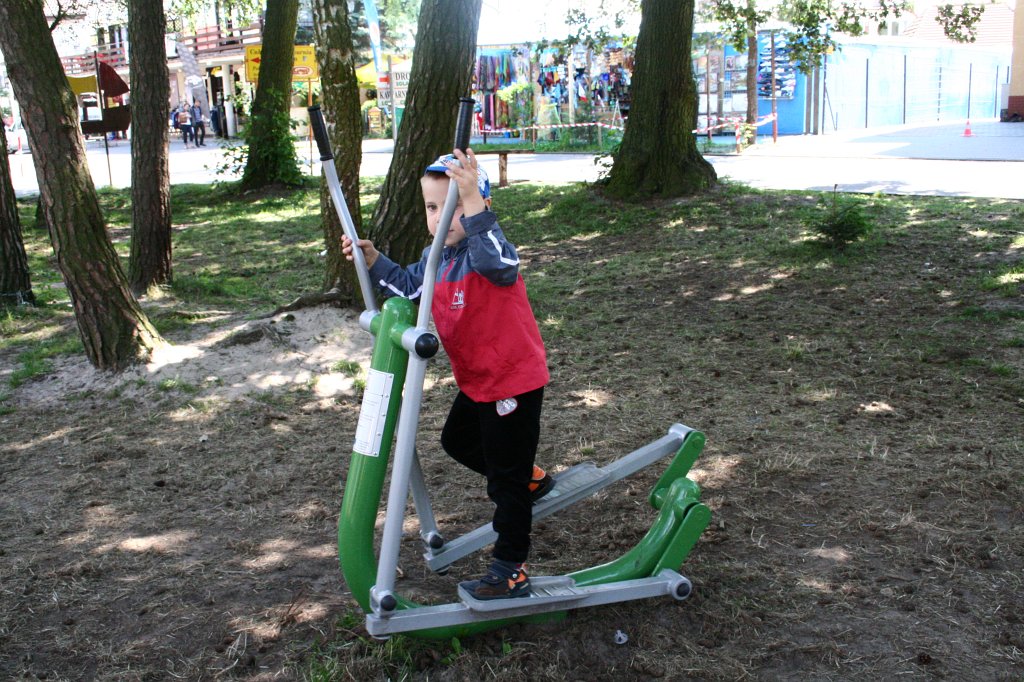 IMG_8368.JPG - Rowy - park z atrakcjami