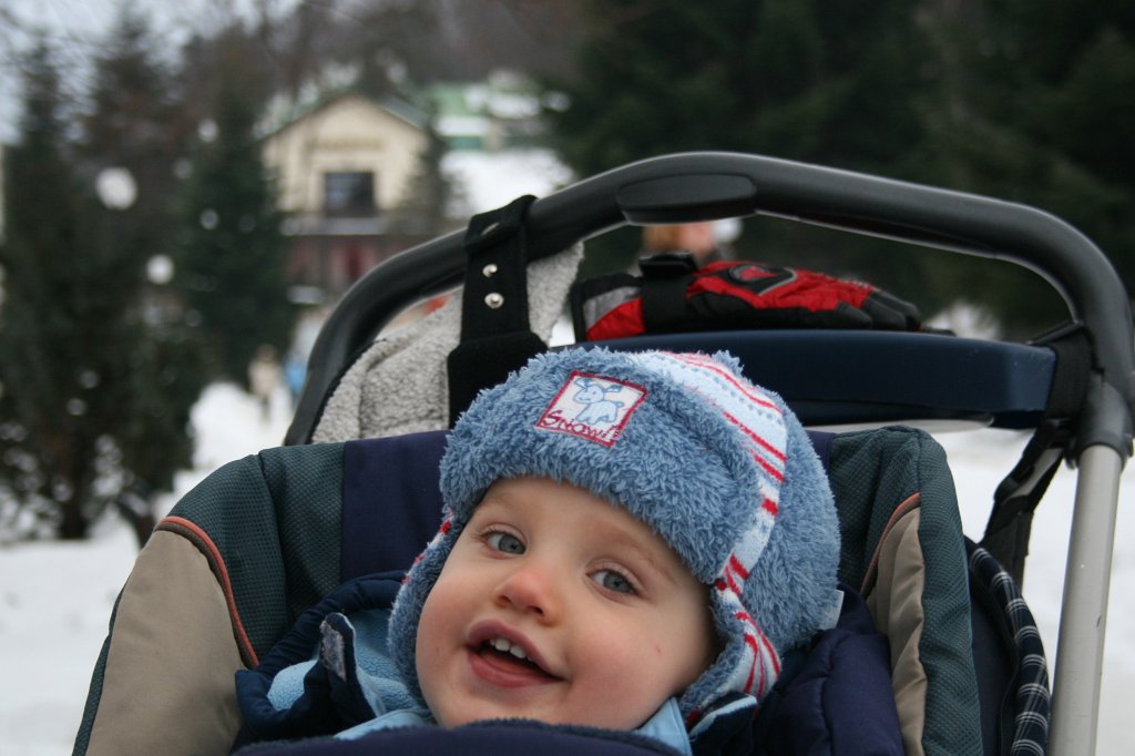 IMG_5823.JPG - Iwonicz Zdrój - w tle Krakowiak