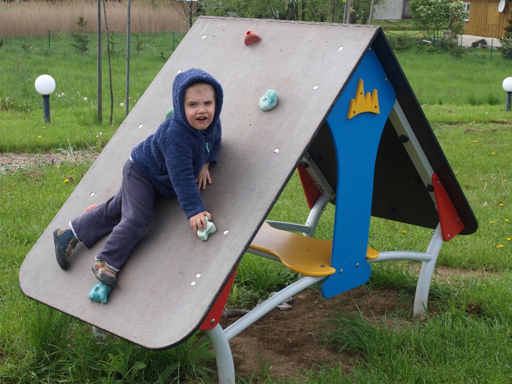 2014-05-04_P5049063.JPG - Oj, niełatwa ta wspinaczka