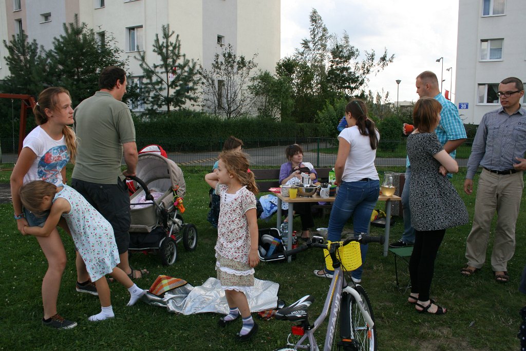 2014-08-15_IMG_0833.JPG - Dzieci nie brakuje, rodziców też . . .