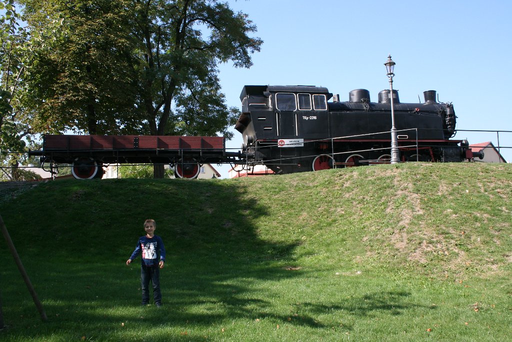 IMG_5632.JPG - Lokomotywa musi być!