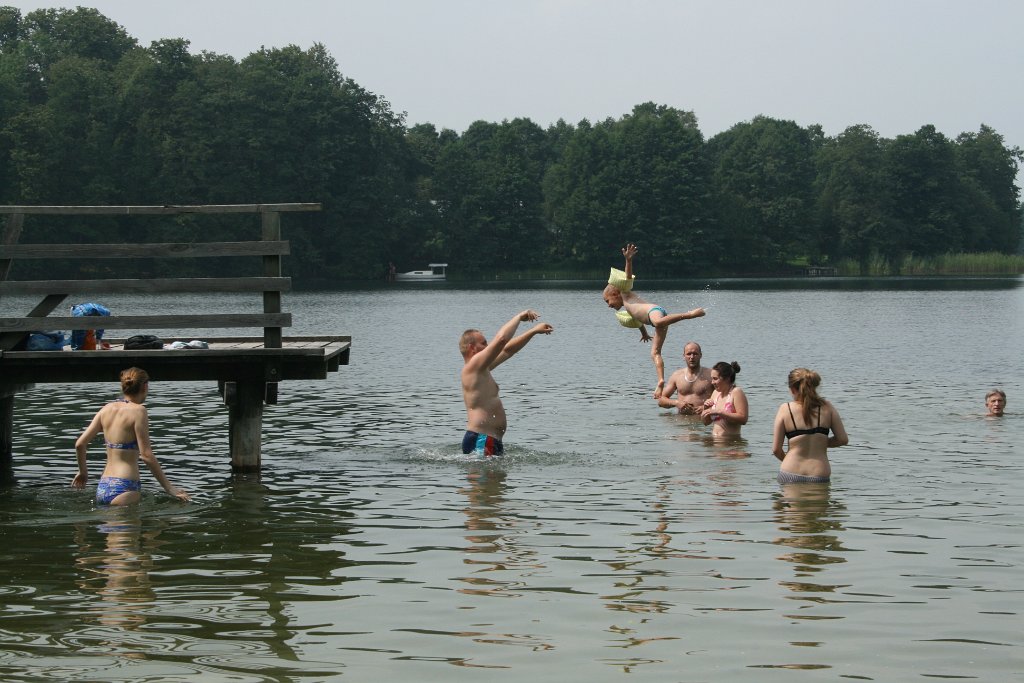 IMG_9985.JPG - I jeszcze większy chlup!