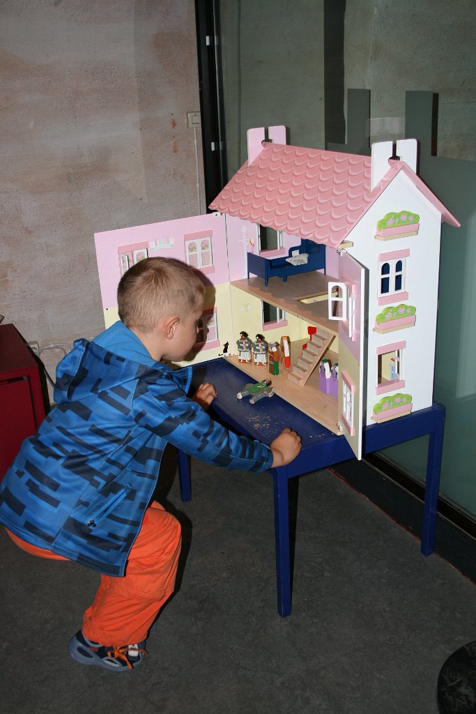 IMG_3664.JPG - Jaki fajny domek!